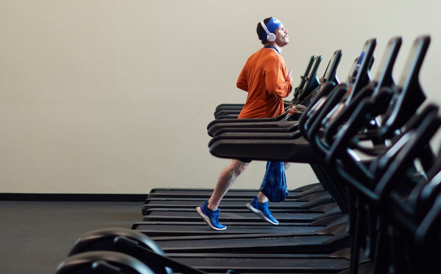A Guide to Treadmill Interval Training news post image